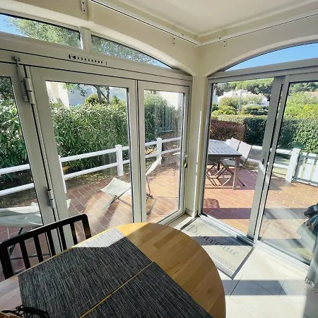 Refait A Neuf, Calme Avec Terrasse Et Parking, Proche Et Port - Fr-1-723-4 Apartment Agde